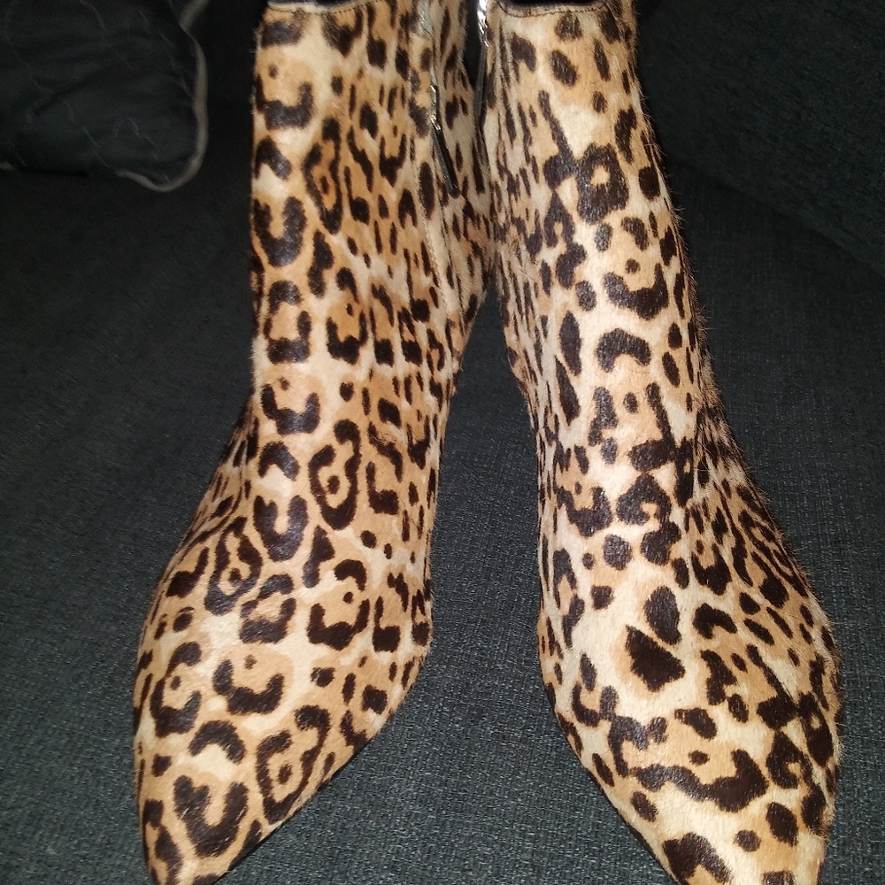 Leopard Print Kitten heel boots